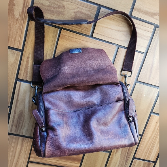 IVTG Real Leather satchel Bag